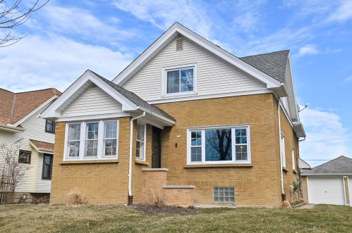 334 60th St, Milwaukee WI  53213-4221 exterior