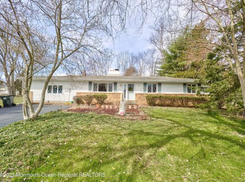 12 Georgia Rd, East Freehold, NJ 07728-8034
