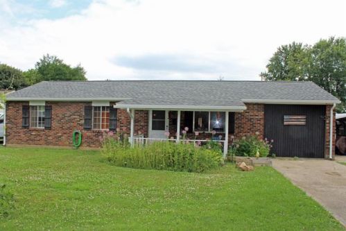 104 Jetta Dr, Camden, OH 45311-1107