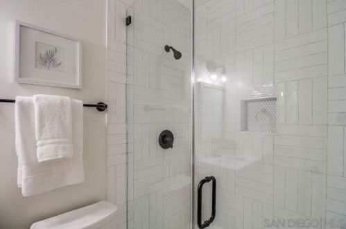 3124 Dumas St, San Diego CA 92106-1318 exterior