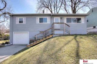 701 32nd Ave, Bellevue, NE 68005-5526
