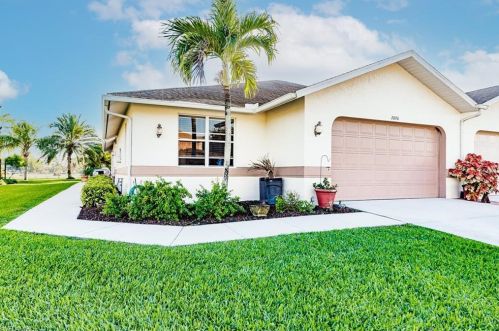 20050 Lake Vista Cir, Lehigh Acres, FL 33936-7604