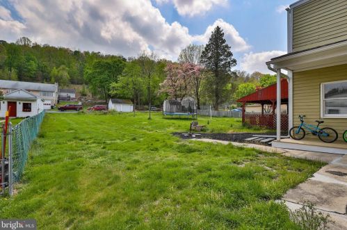 531 Washington St, Slatington PA  18080-1616 exterior