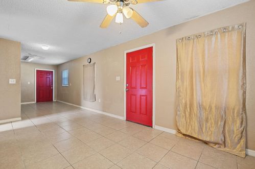 422 20th St, Fort Pierce, FL 34950-2709