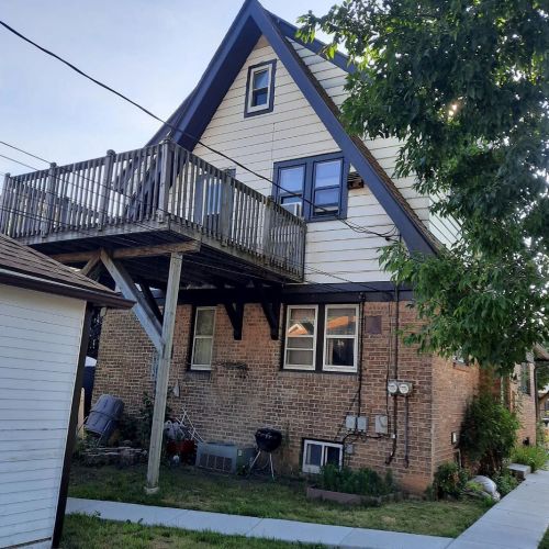 1427 Hawley Rd, Milwaukee WI 53208-2112 exterior