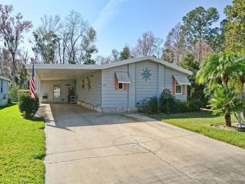 3211 Myakka River Rd, Tavares, FL 32778-5156
