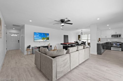 1414 6 Ave, Cape Coral FL  33909-0013 exterior