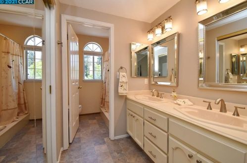 984 Springview Cir, San Ramon CA  94583-4721 exterior