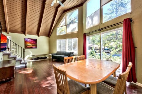 1394 Matheson Dr, South Lake Tahoe CA  96150-8014 exterior