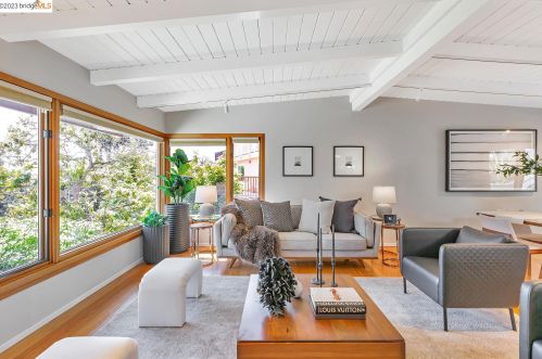 1862 Drake Dr, Oakland, CA 94611-2605