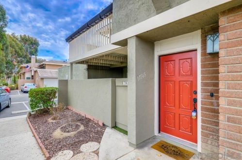 17565 Fairlie Rd, San Diego, CA 92128-3922
