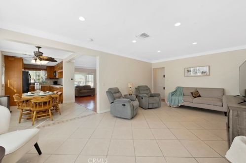 10624 Sunnybrook Ln, Whittier CA  90604-1755 exterior
