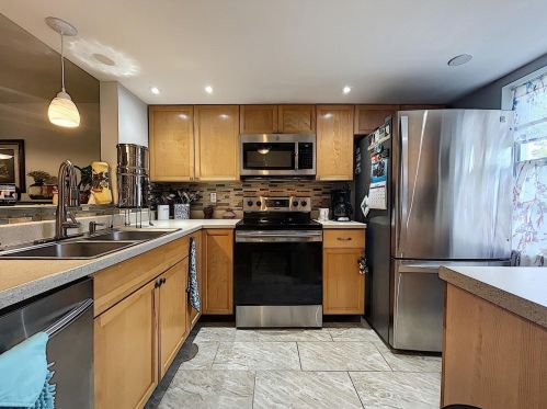 4233 Richmere Dr, New Port Richey FL  34652-5637 exterior