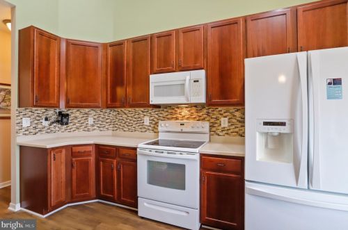 1142 Dallas Dr, Upton PA  17225-8535 exterior