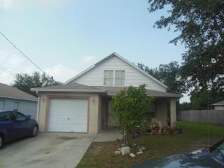1314 Casa Bonita Ave, Ruskin, FL 33570-8032