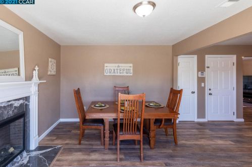 293 William Way, West Pittsburg CA  94565-4706 exterior