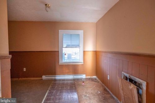 129 Bixlers Ferry Rd, Richmond National Battlefiel VA  22835-1803 exterior