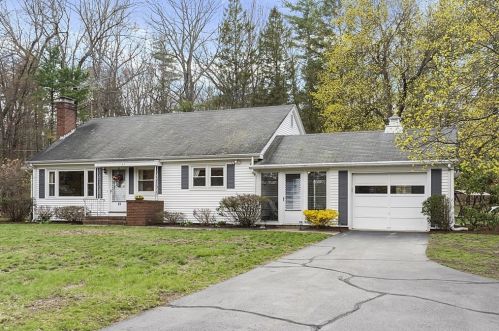 61 Harvard Rd, Shirley, MA 01464-2437