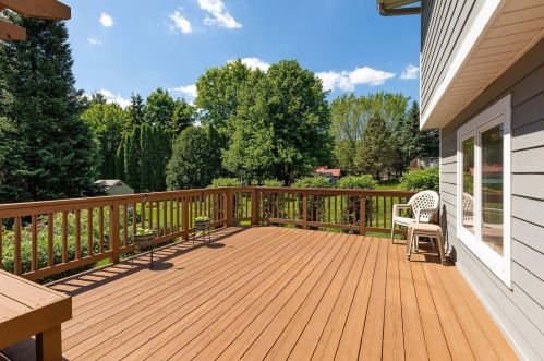 1103 Eagle Ridge Ct, Stillwater MN  55082-9151 exterior