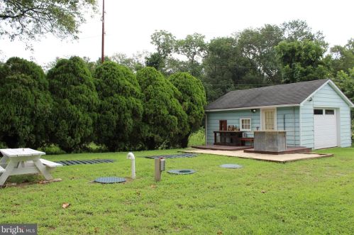 9657 Randall St, Laurel DE  19956-4314 exterior