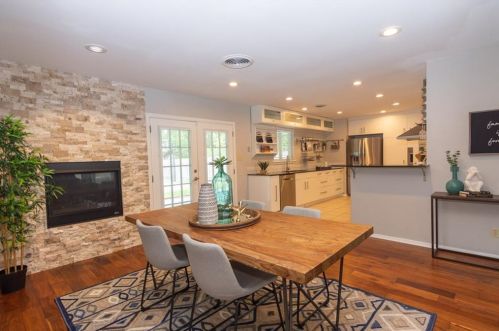 8016 Briarwood Ln, Austin TX 78757-6929 exterior