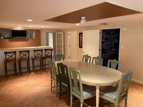 2254 Merokee Pl, North Bellmore NY  11710-3324 exterior