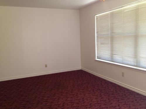 1415 Austin St, Denton TX  76201-3100 exterior