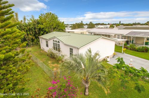 958 Wren Cir, Sebastian, FL 32976-7509