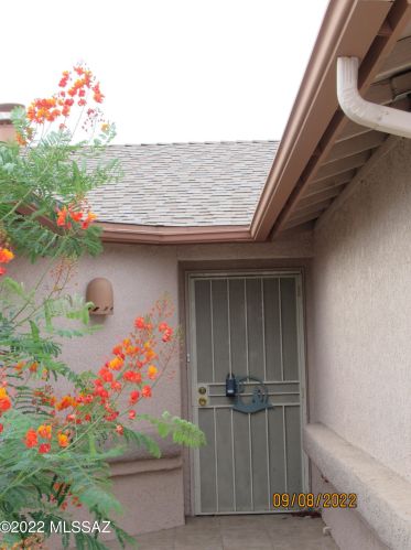 10211 Woodhaven Ln, Tucson, AZ 85748-6765