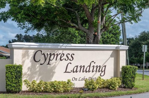 4444 Glenns Lndg, Winter Haven, FL 33884-2440