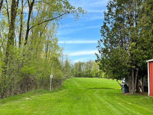 1600 County Road V, Two Rivers WI  54241-9629 exterior
