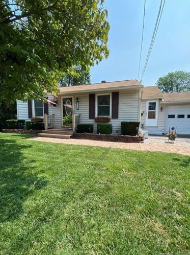 194 Main St, East Windsor, CT 06088-9519