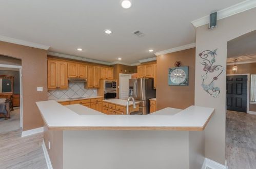 2112 Huron Cir, Denton TX  76210-2951 exterior