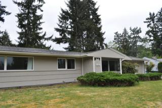 8614 Mount Tacoma Dr, Lakewood, WA 98498-4523