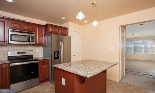 435 Galleon Dr, Navy Sup Dpt PA  17050-2925 exterior