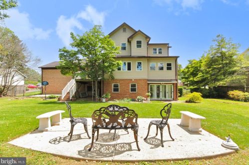 3308 Sleepy Hollow Rd, Falls Church, VA 22044-1001