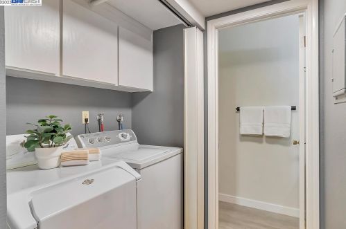 187 Shelley Ave, Campbell, CA 95008-7056