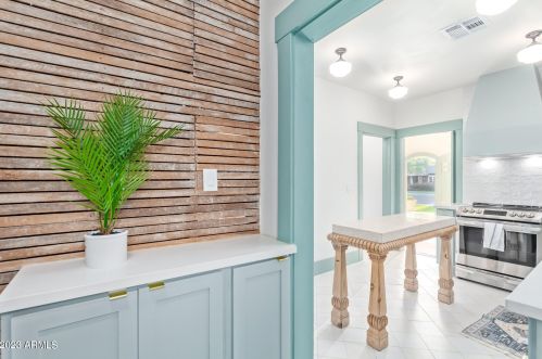 2029 10th St, Phoenix AZ  85006-2119 exterior