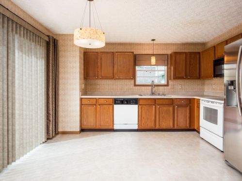 1867 Winding Hollow Dr, Darbydale OH  43123-4784 exterior