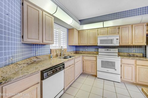 3090 La Cita Ln, Titusville, FL 32780-3465