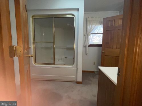 5888 Ambau Rd, Spring Grove PA 17362-8063 exterior