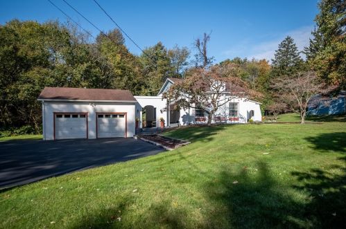730 Buhl Farm Dr, Hermitage, PA 16148-1558