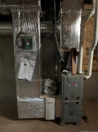 457 South St, New Britain CT 06051-3847 exterior