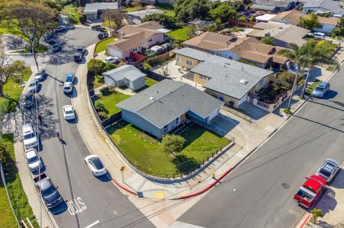 2463 Judson St, San Diego CA  92111-6213 exterior