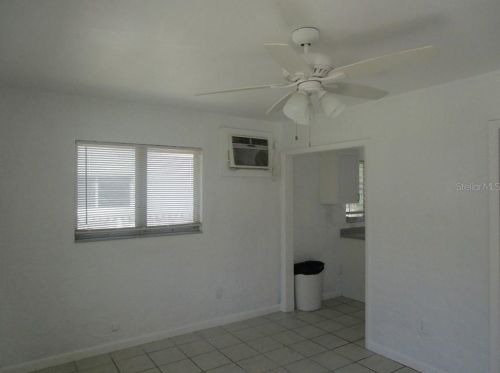 18075 4th St, Saint Petersburg, FL 33708-1014