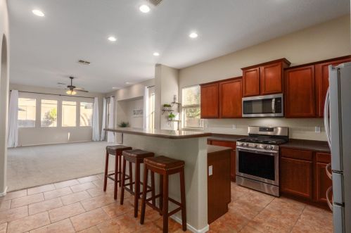 35407 27th Dr, Phoenix AZ  85086-5511 exterior