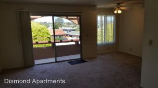 1935 Oliver Ave, San Diego CA  92109-5513 exterior