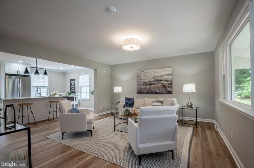 1954 Old Kirkwood Rd, Bear DE  19701-2235 exterior