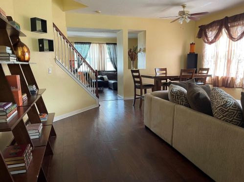 7380 Hunters Greene Cir, Lakeland, FL 33810-5210