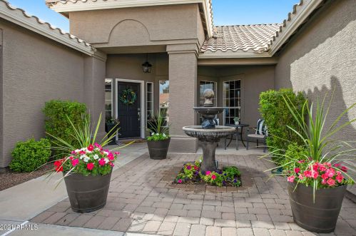 3345 Behrend Dr, Phoenix, AZ 85050-3983